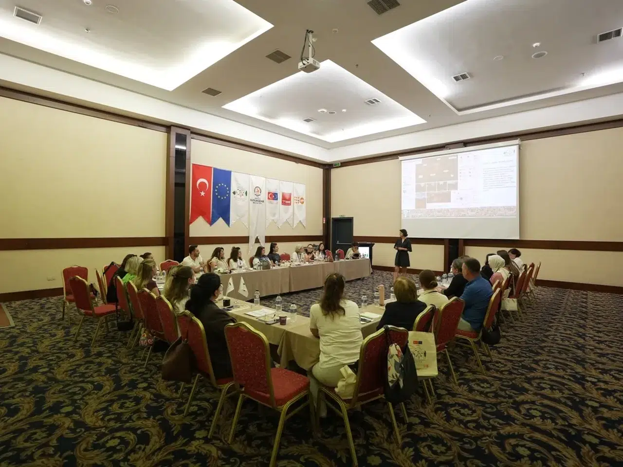 Denizli’de kadınların söz sahibi olduğu bir gelecek inşa ediliyor