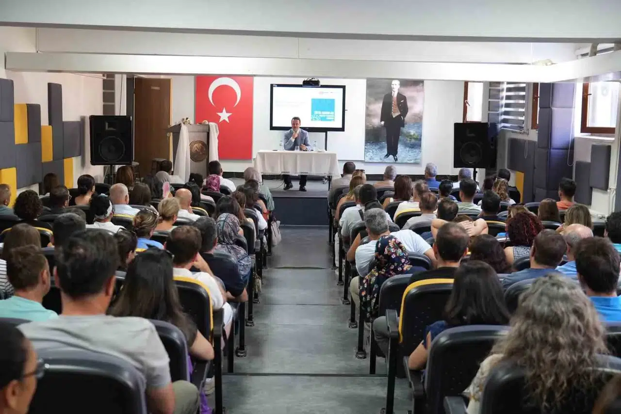 Muğla'da eğitimde yeni dönem: Geleceğin okul liderleri sahneye çıkıyor