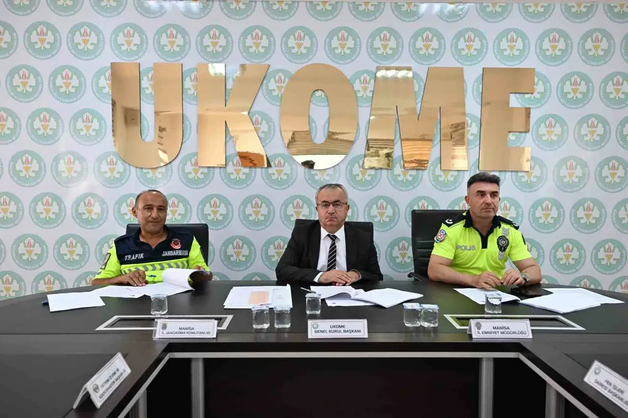 Muradiye’de trafik çilesine son: Altyapı mesaisi masaya yatırıldı