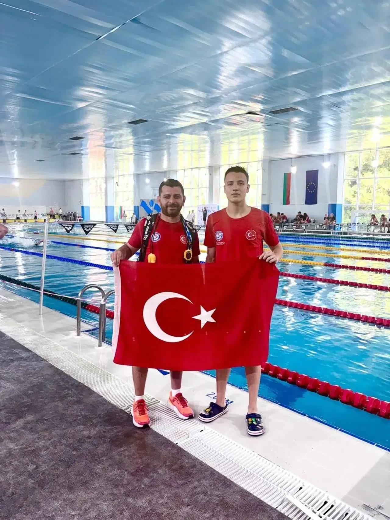 Denizli’nin altın kulaçları Avrupa ve Türkiye sahnesinde tarih yazdı