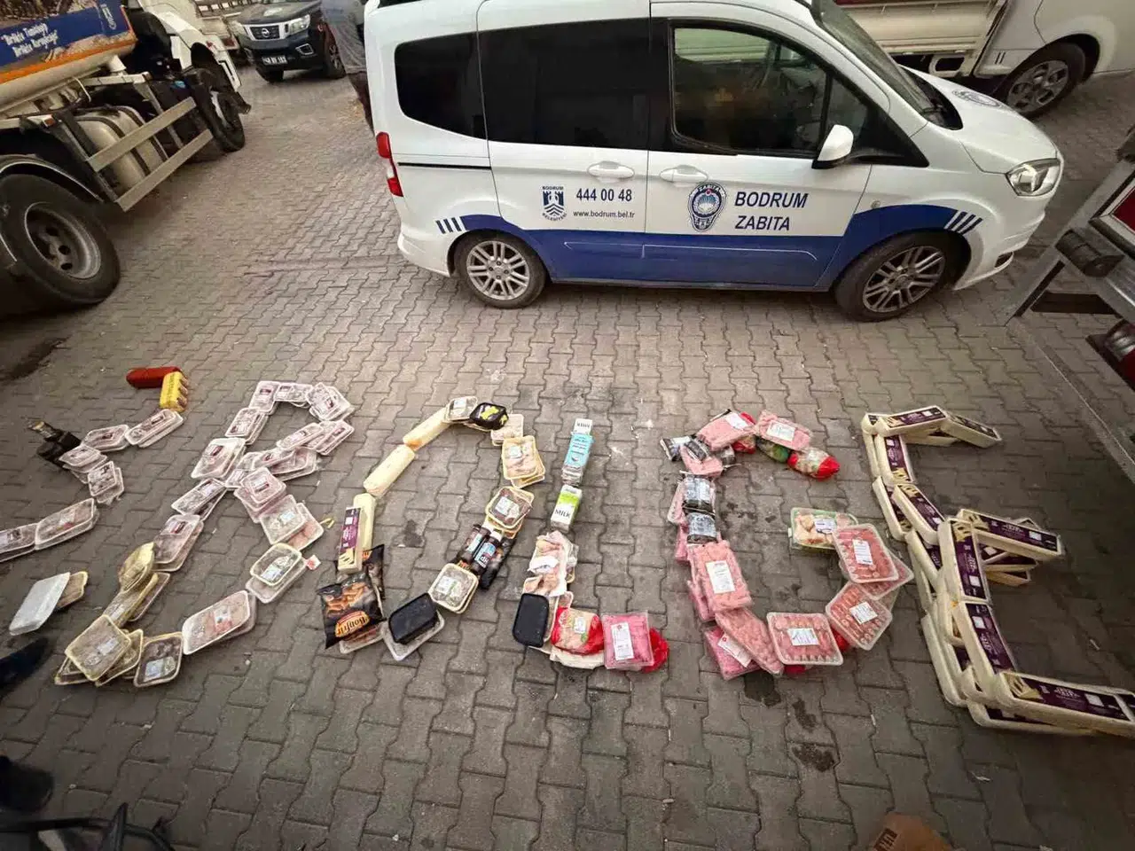Bodrum'da gıda skandalı: Tonlarca bozuk ürün ele geçirildi