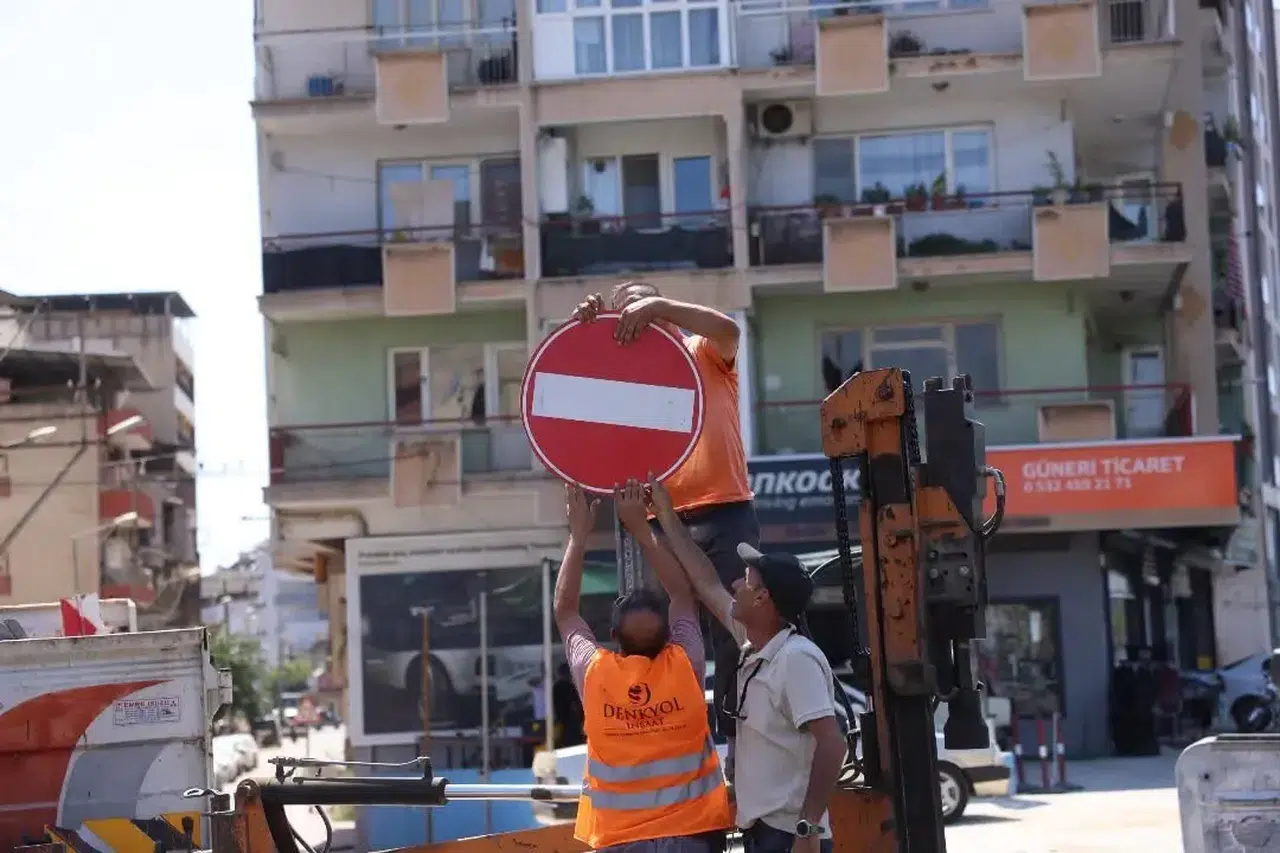 İncirliova'da sürücülere yeni trafik düzenlemesi uyarısı