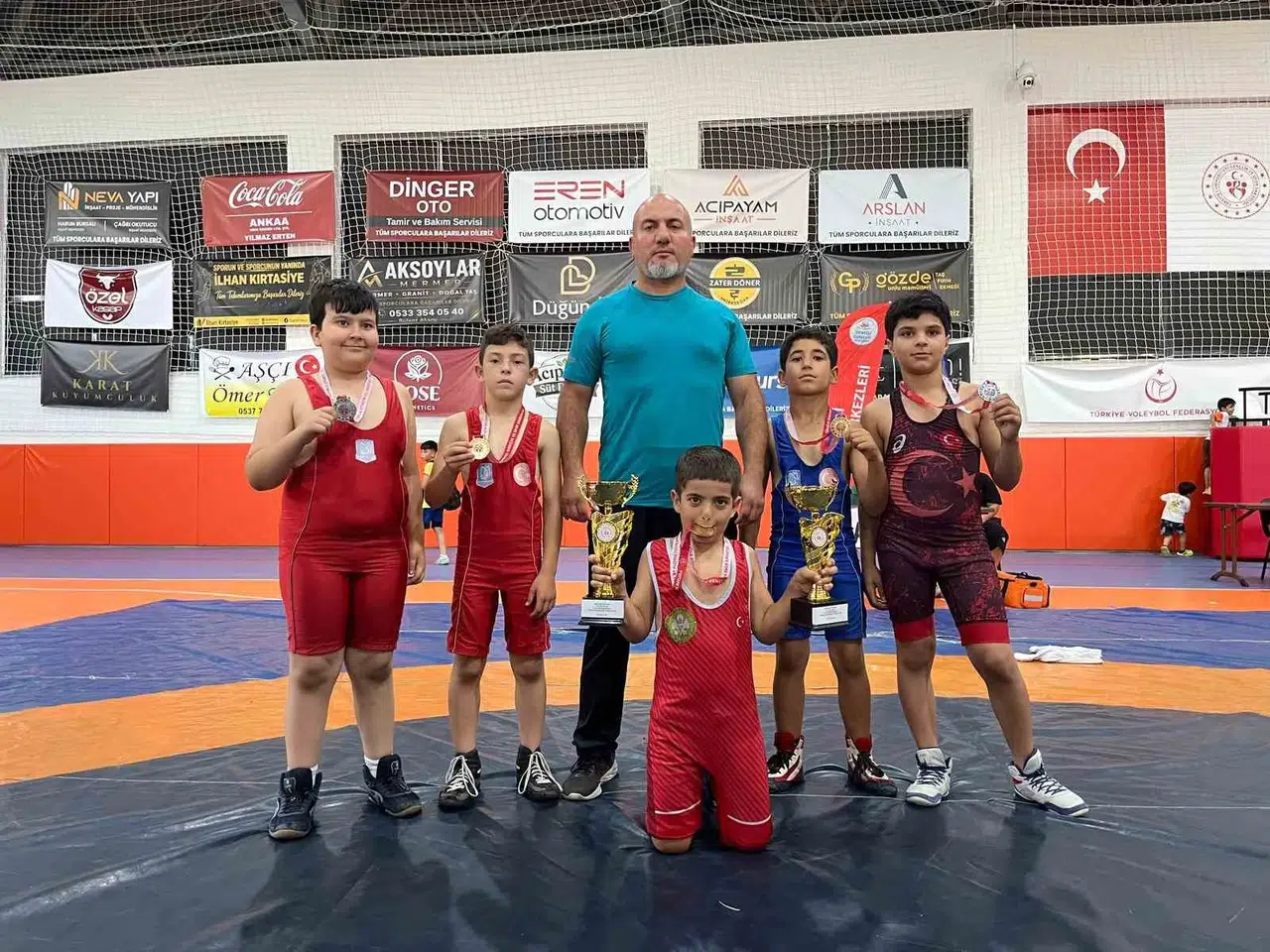 Minik güreşçilerden Denizli çıkarması: Manisa’ya madalya yağmuruyla döndüler