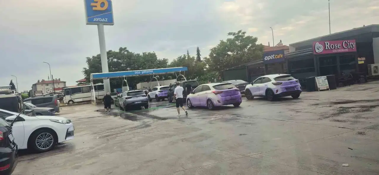 Afyonkarahisar yolunda mor alarm: Sürücüler neye uğradığını şaşırdı
