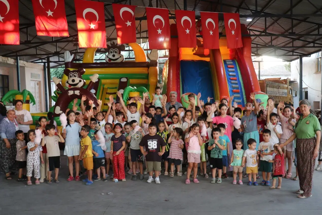 Bozdoğan’da neşe mahalle mahalle geziyor: Sırada Amasya var
