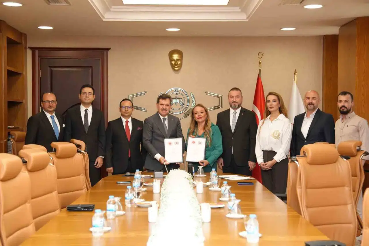 İzmir’de Kadınlara İkinci Bahar: Cezaevinden Üretime Uzanan Yeni Model