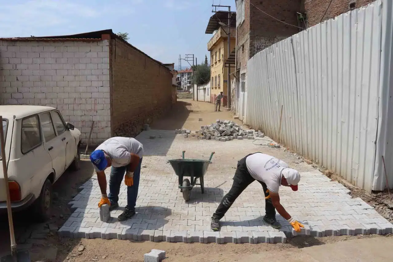 Nazilli’de mahalle sakinlerini gülümseten değişim: 349 Sokak yepyeni bir çehreye kavuştu