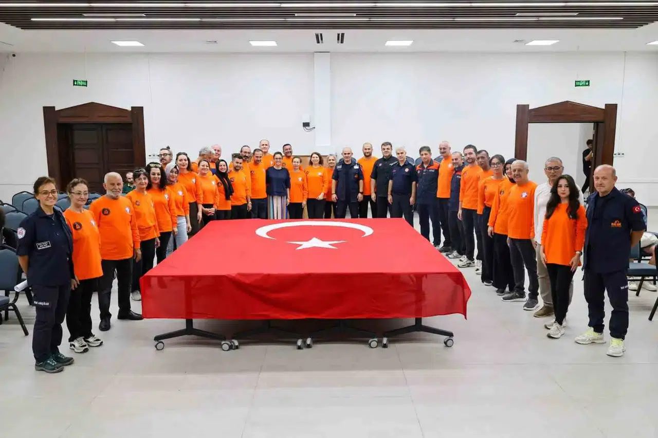 Menteşe’de Gönüllü Ordusu Büyüyor: 27 Kişi Daha Afet İçin Yemin Etti