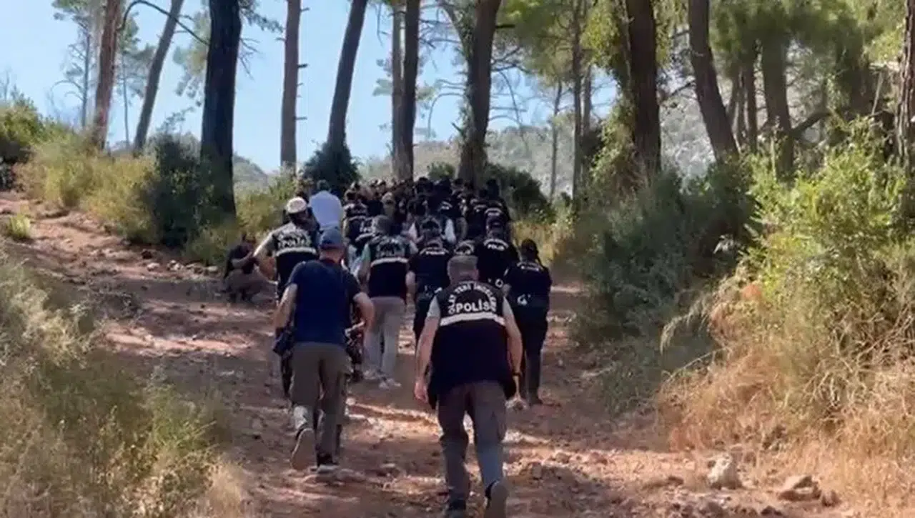 10 yıllık sır çözülüyor: Darbeci yüzbaşının gösterdiği noktalar didik didik aranıyor