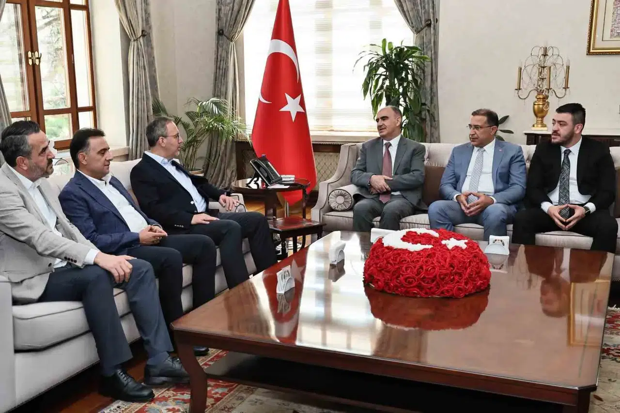 Manisa’da spor vizyonu masaya yatırıldı: Gençler için yeni hedefler belirlendi