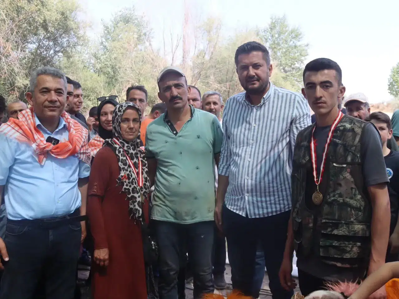 853 Yıllık Çoban Bayramı’nda Yürekleri Isıtan Jest: Şampiyonun Altın Ödülü Hasta Çocuğa