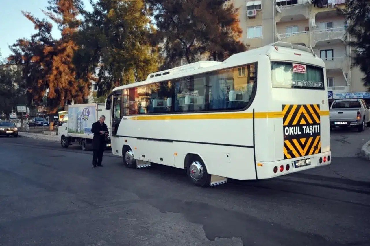 İzmir’de servis bütçeleri yeniden şekilleniyor: İşte yüzde 20’lik zammın detayları