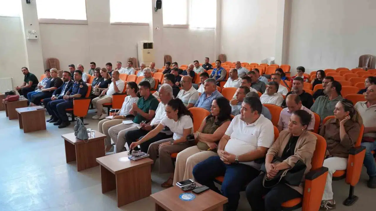 Ula’da yeni dönem: Kaymakam Ekinci muhtarlarla mesaiye başladı