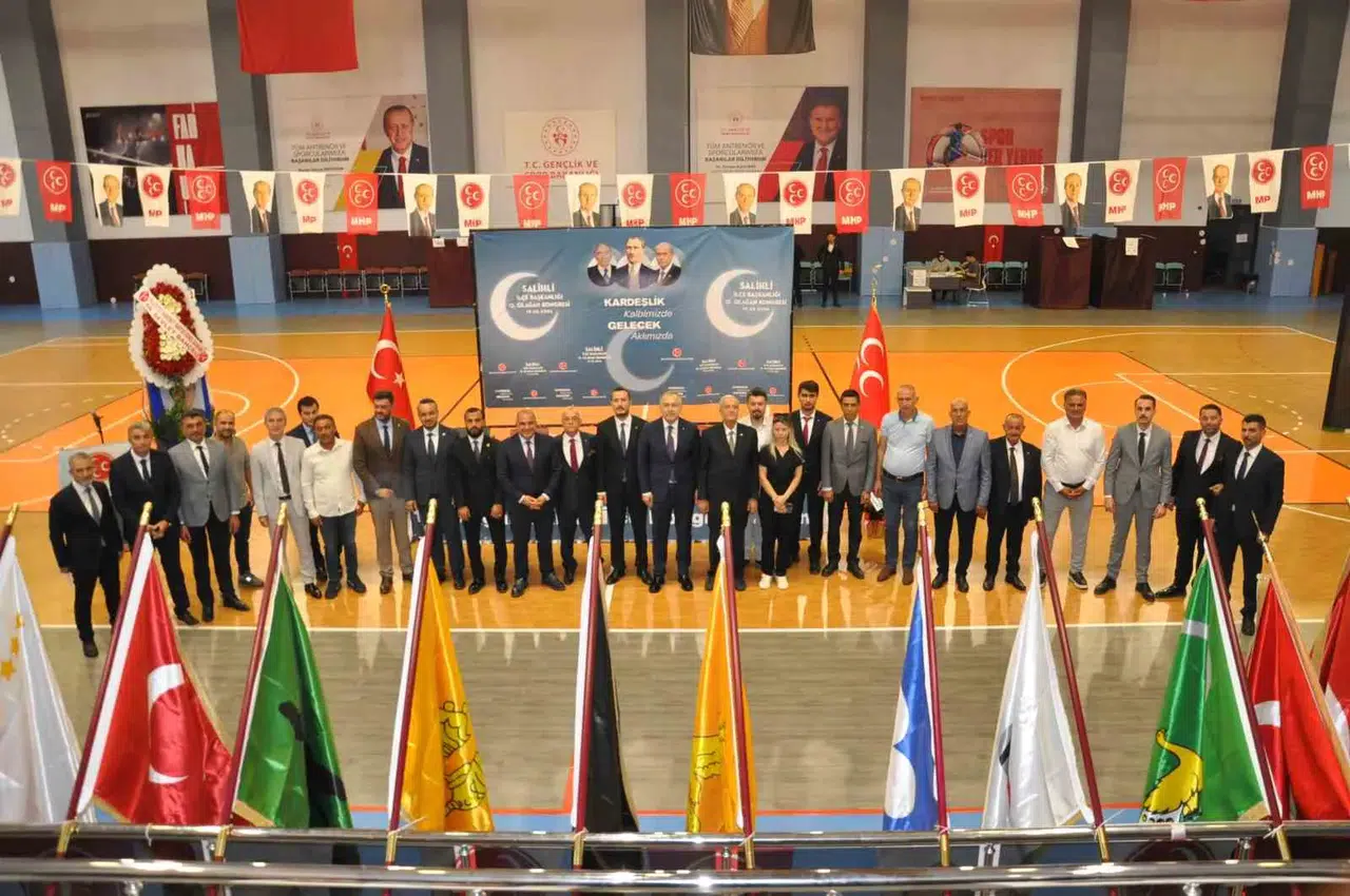 Salihli MHP’de yeni dönem: Sefa Ergün güven tazeledi