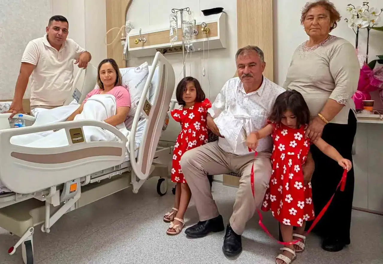 Beyağaç Belediye Başkanı Sezayi Pütün’ün mutlu günü: Aileye yeni bir üye daha katıldı