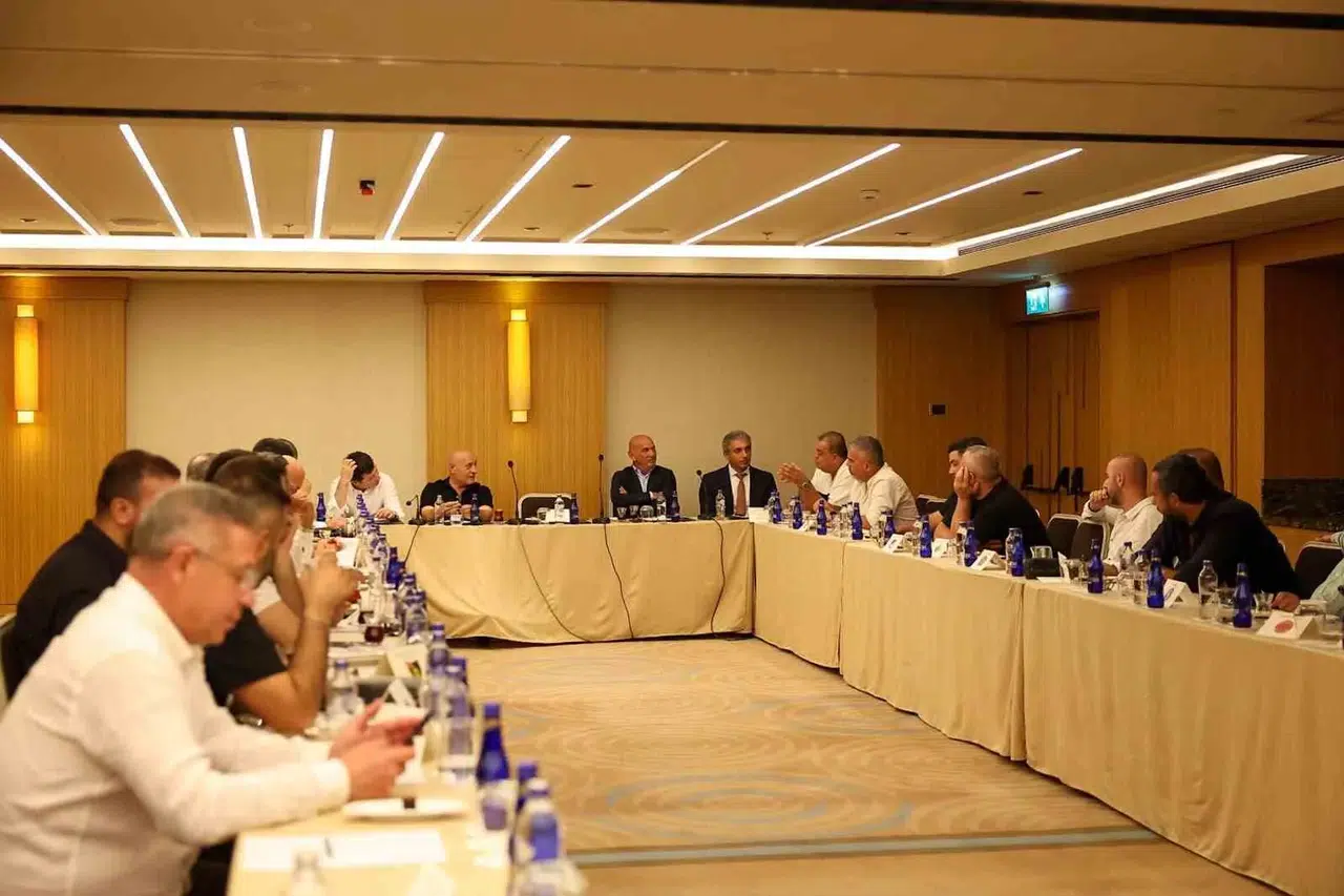 Bodrum'da futbolun geleceği için tarihi zirve: Rekabet sahada dostluk tribünde kalsın