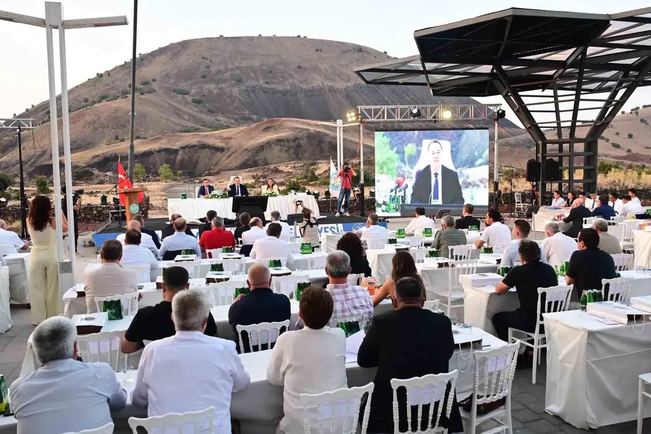 Manisa Büyükşehir’in rotası Jeopark oldu: 17 ilçeye dev yatırım hamlesi