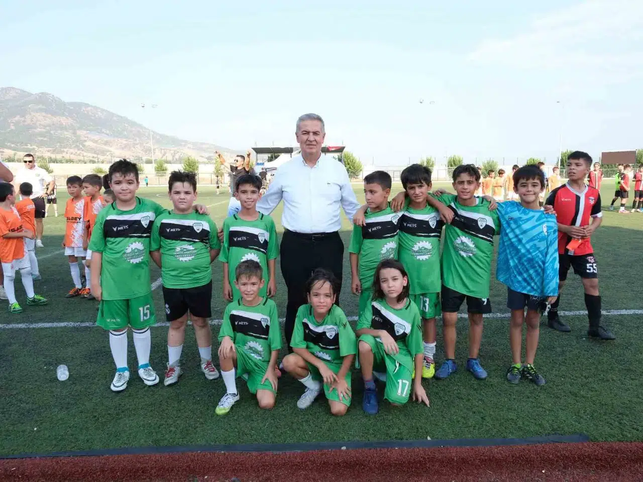 Buharkentli minikler yeşil sahalarda yeteneklerini konuşturdu