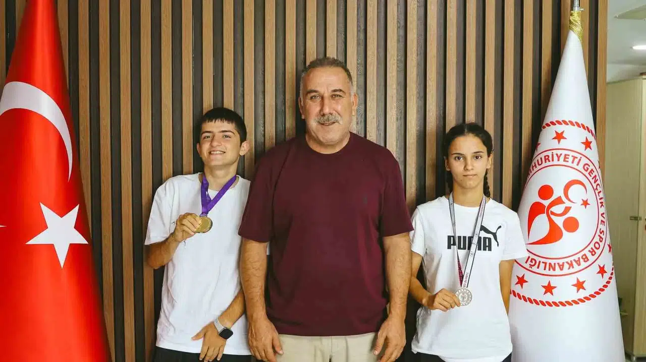 Aydınlı özel sporcular Konya’dan madalyalarla döndü