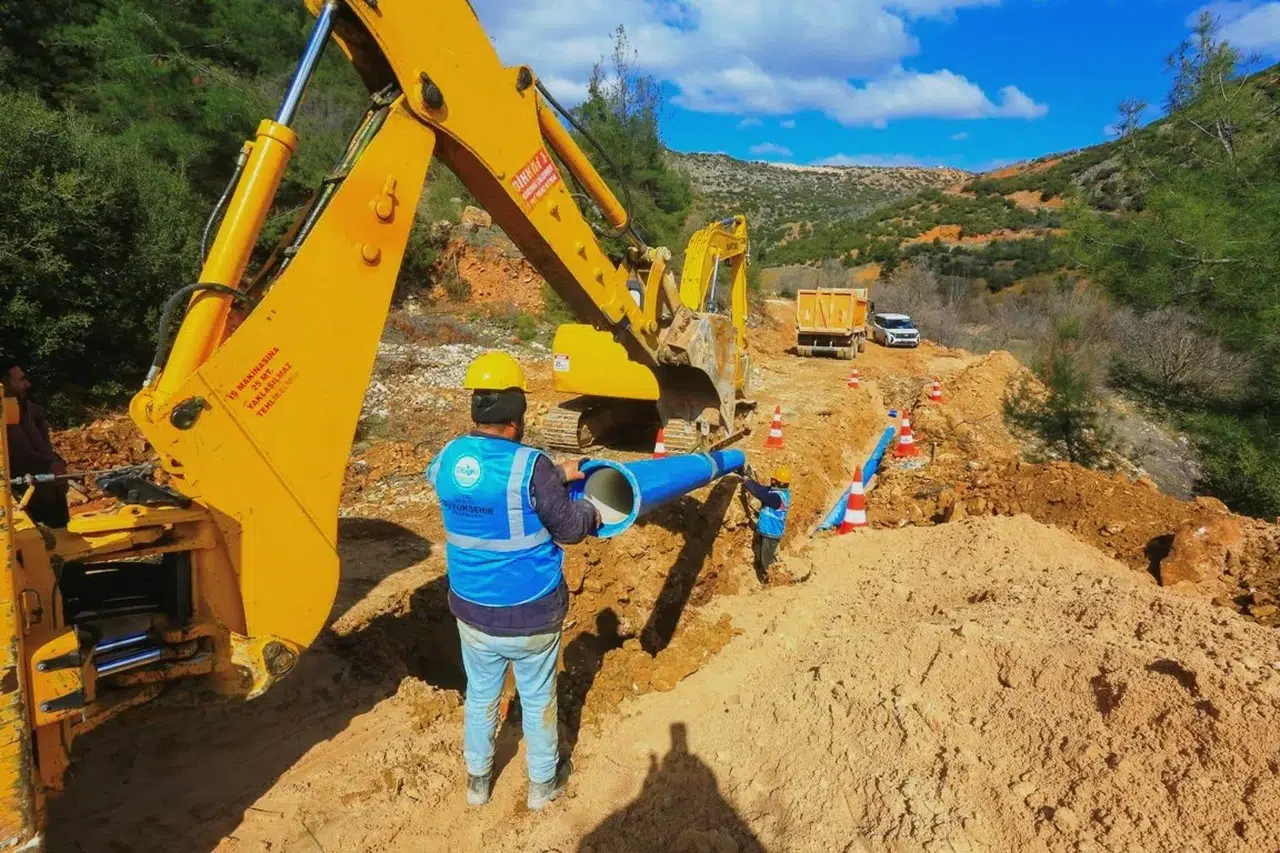 Çal’da 10 Milyonluk Altyapı Seferberliği: Üç Mahallenin Su Hattı Yenilendi