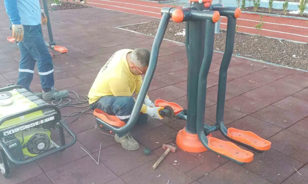 Didim’de Park ve Spor Alanları Yenileniyor: Başkan Gençay’dan Vatandaşa Müjde