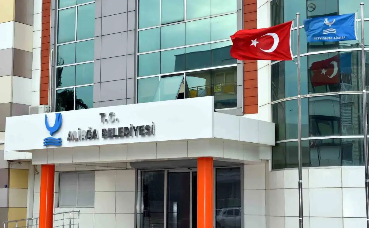 Aliağa Belediye Meclisinde deprem: CHP’de toplu istifa dengeleri değiştirdi
