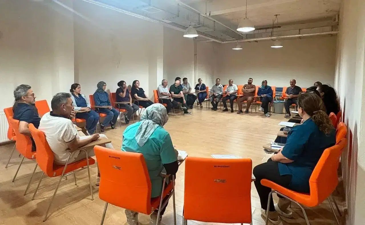 Şuhut Devlet Hastanesi’nde çözüm odaklı buluşma: Personel talepleri masaya yatırıldı