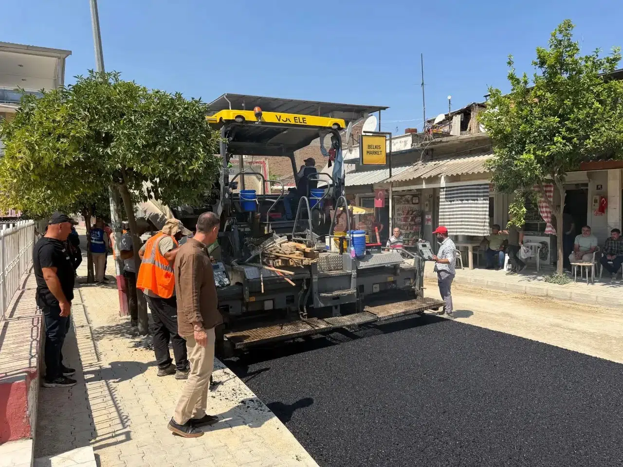 Yenipazar’da ulaşım seferberliği: Yörükali Efe Caddesi yeni yüzüne kavuşuyor