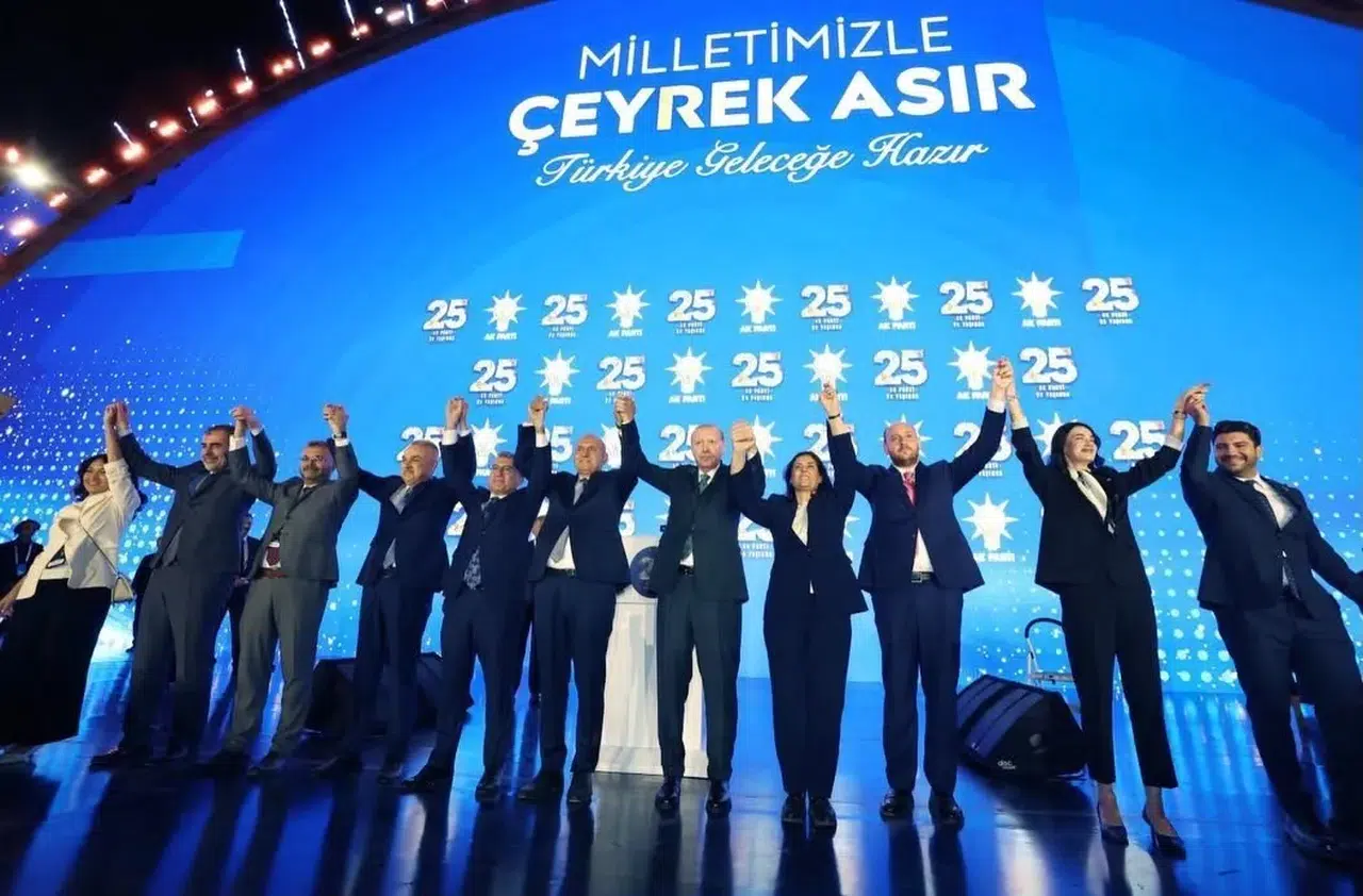 Çerçioğlu'ndan Ankara'daki kutlamada birlik mesajı: Ülkemiz için üretmeye devam