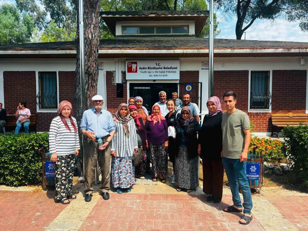 Aydın’da sağlık hizmeti kapıya geldi: Çerçioğlu’nun mobil klinikleri sahada