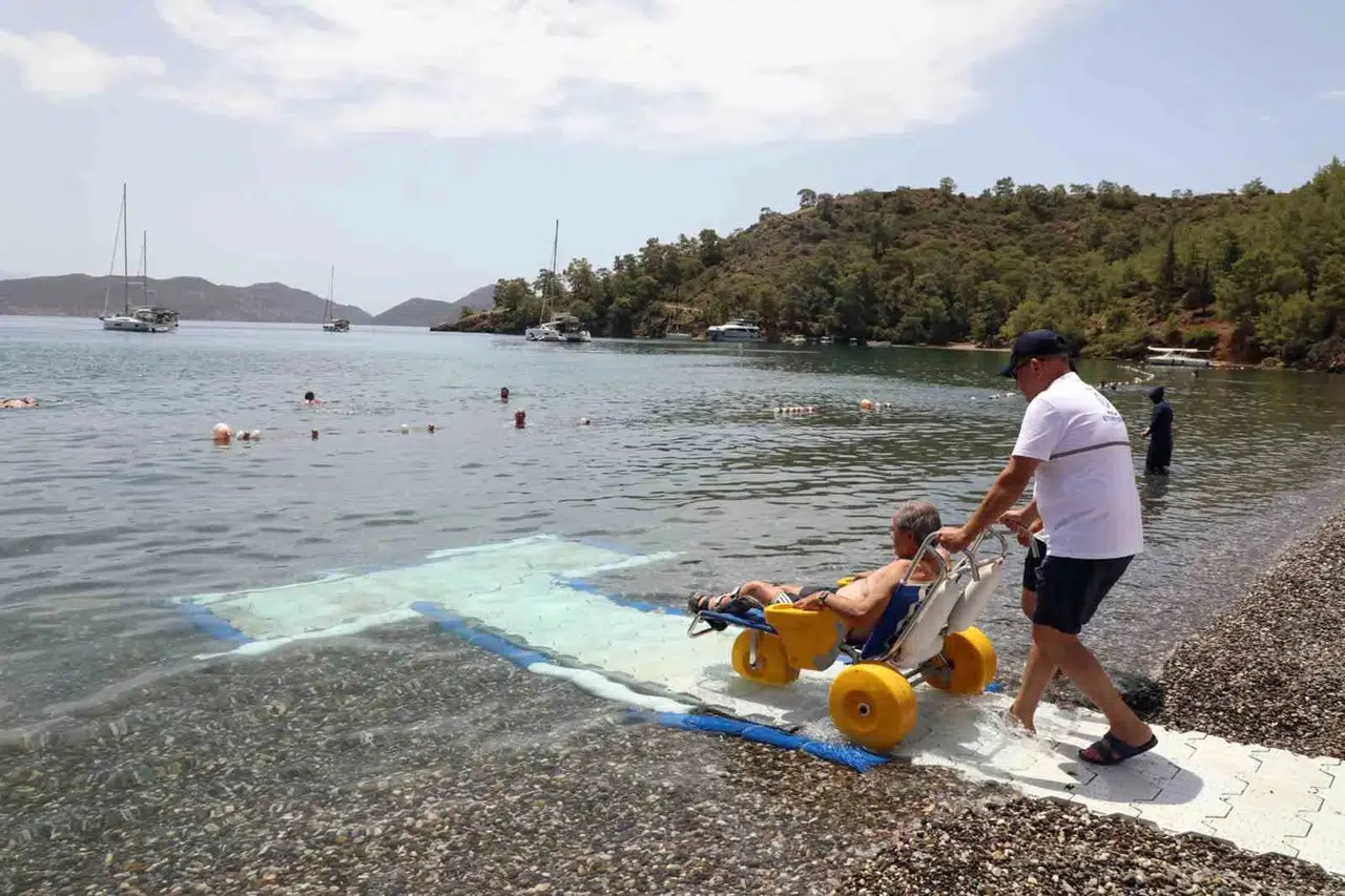 Muğla sahillerinde engelsiz deniz keyfi: 8 ilçede 23 nokta hizmet veriyor