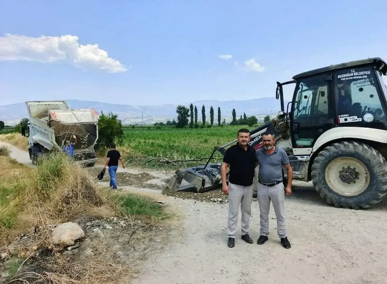 Bozdoğan’da hizmet mesaisi: Başkan Vekili Özcan sahaya indi