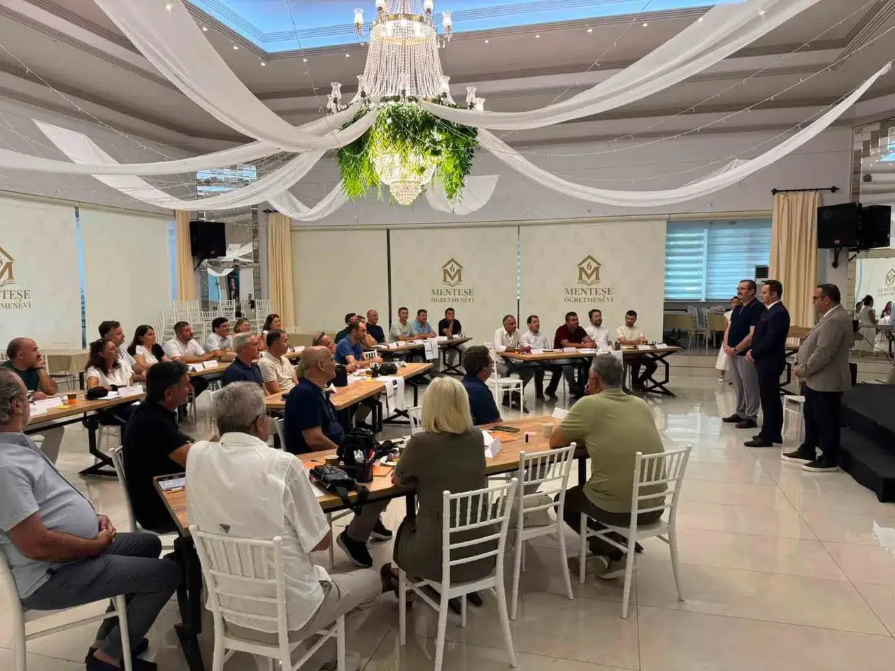 Menteşe’de okul yöneticilerine liderlik dersi