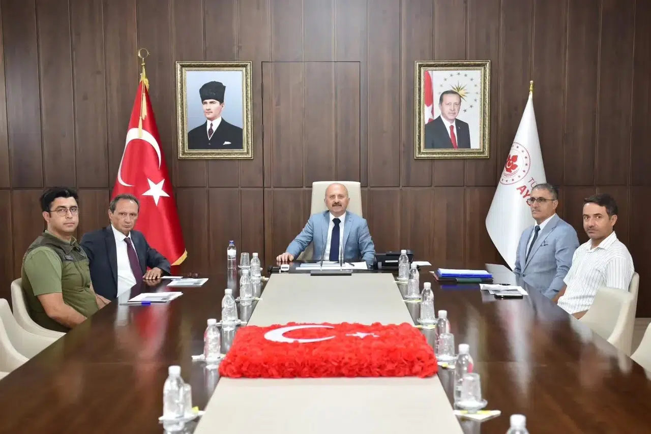 Aydın'da sokaktaki dostlarımız için kritik zirve: Yol haritası belirlendi