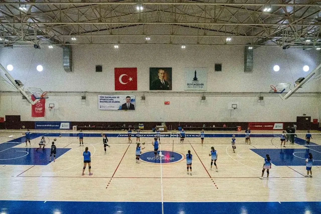 Filedeki yıldız adayları İzmir'de yetişiyor: Milli gururdan ilham alıyorlar