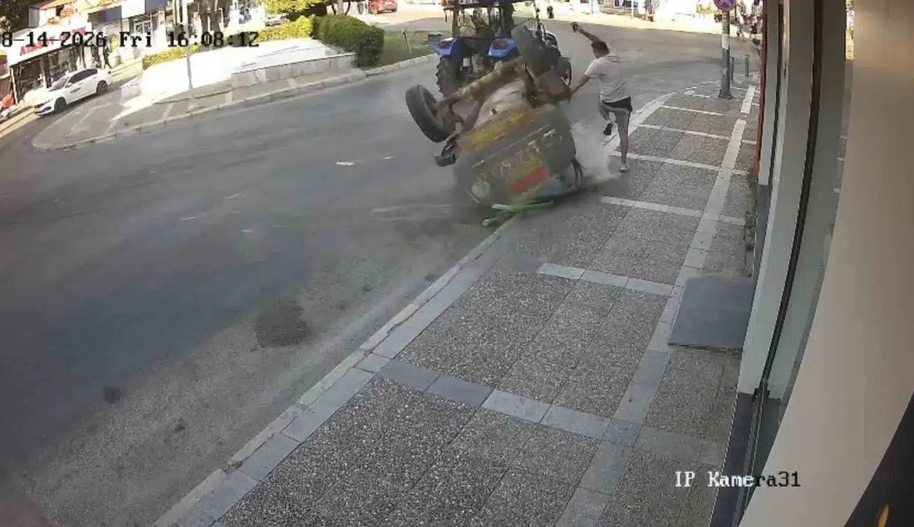 İzmir’de kaldırımda dehşet anları: Telefonla konuşurken ölümden döndü