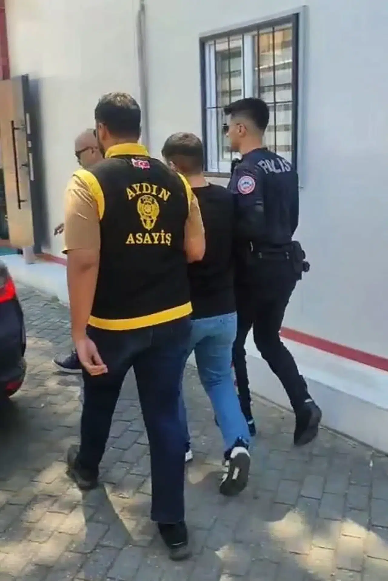 Aydın'da Dev Güvenlik Operasyonu: 60 Bin Kişi Mercek Altına Alındı, 94 Tutuklama