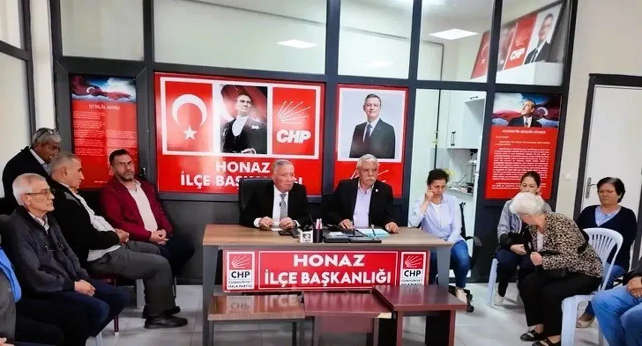 Başkan Kepenek'ten siyasi gündem çıkışı: Haklılığımız tescillendi