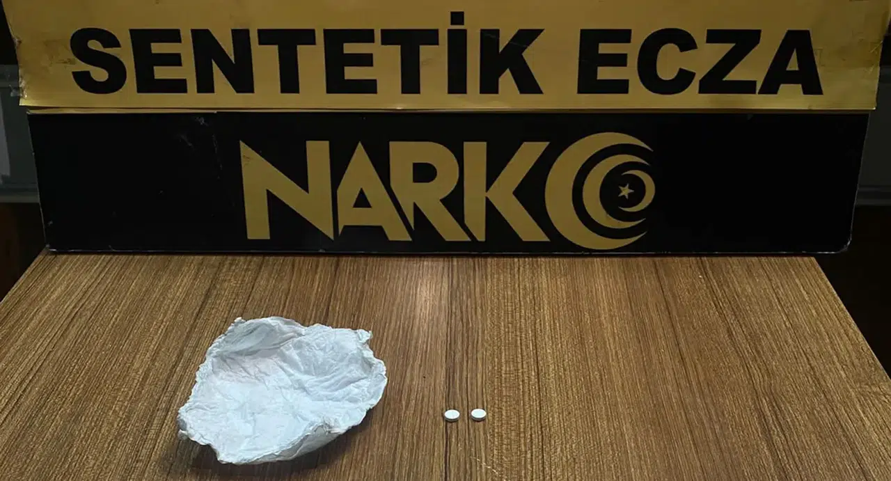Kula polisinde geniş çaplı operasyon: Zehir tacirlerine ve arananlara geçit yok