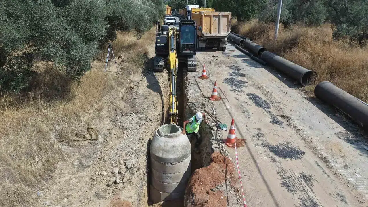 Menteş Mahallesi’nde foseptik çilesi bitiyor: Dev altyapı hamlesi başladı