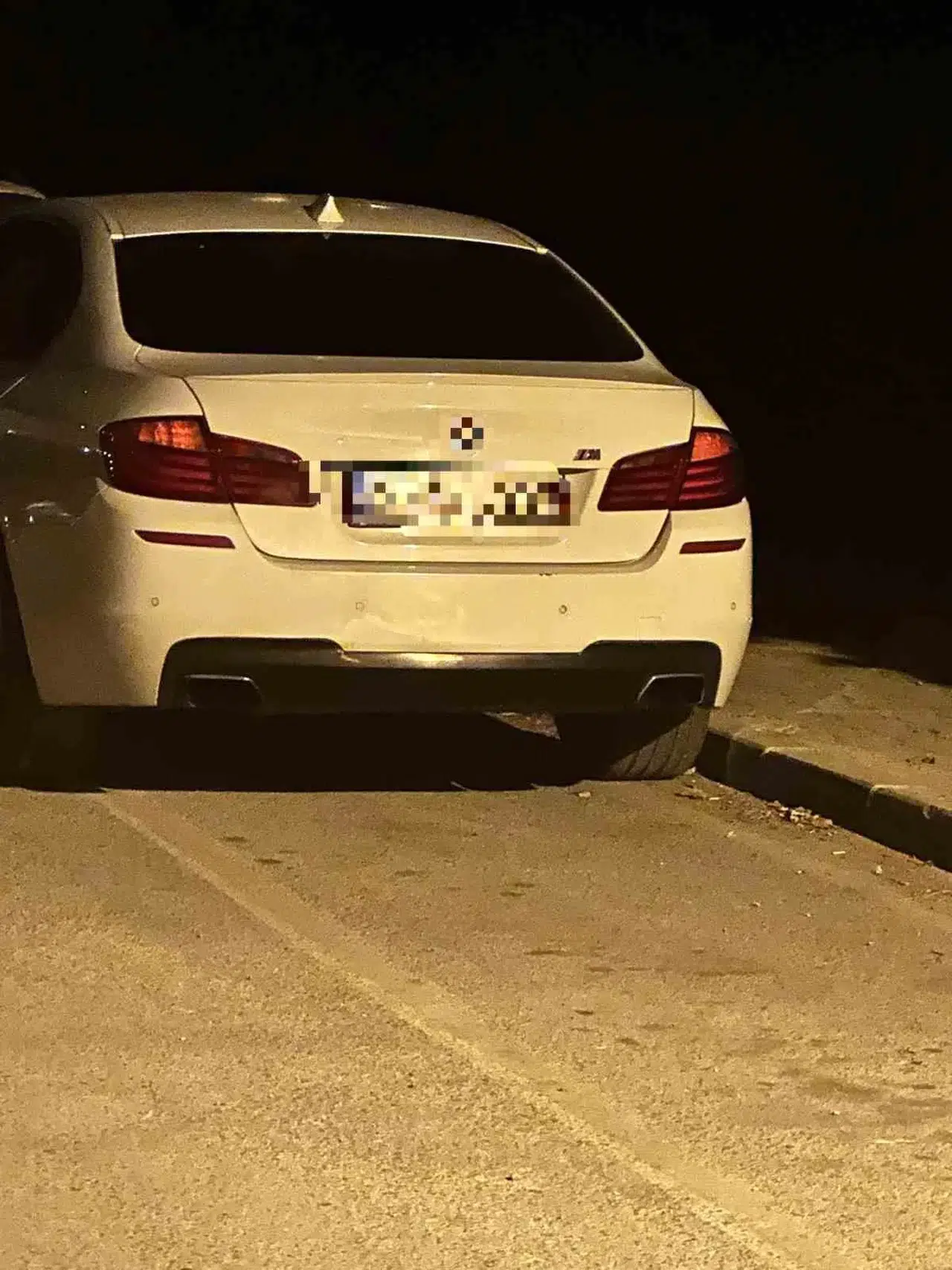 Gece Yarısı Uygulamasında Şüpheli Araçtan Silah Çıktı