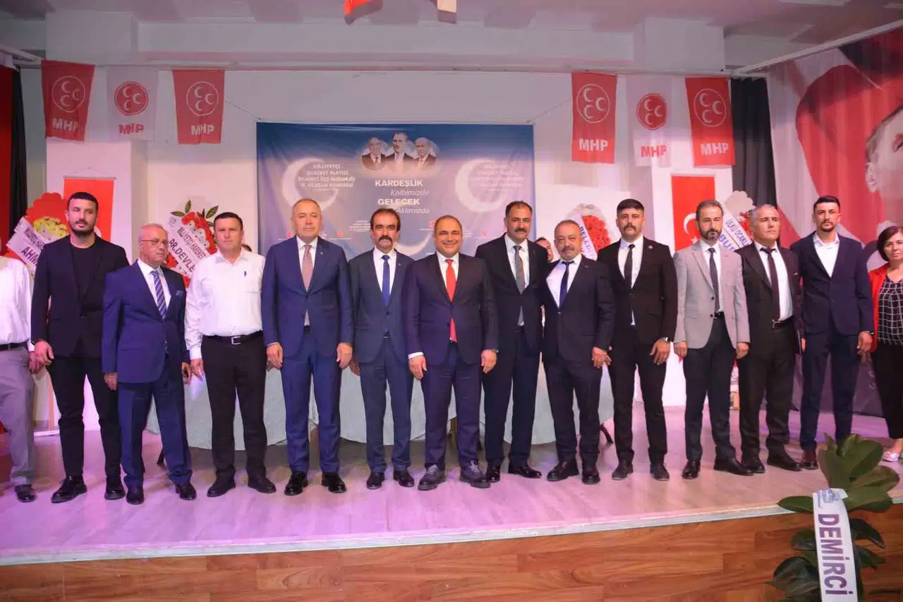 Demirci MHP’de Veysel Çınar dönemi: Sandıktan güvenoyu çıktı