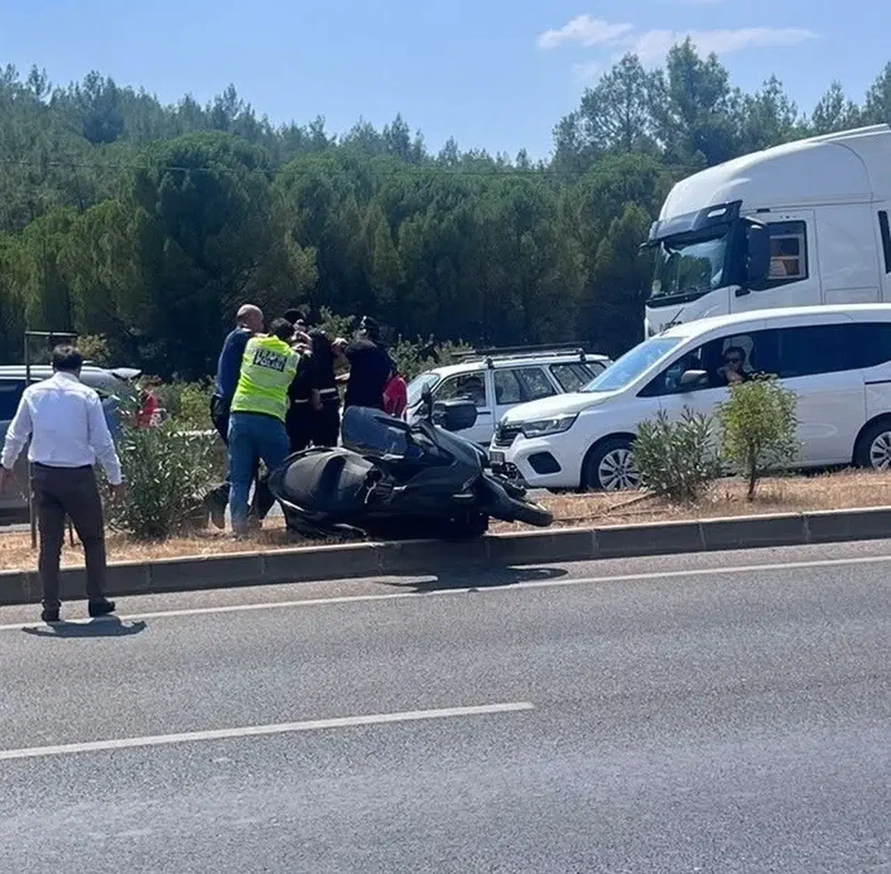 Muğla'da narkotik denetiminden kaçış girişimi: Havaya ateş açıldı