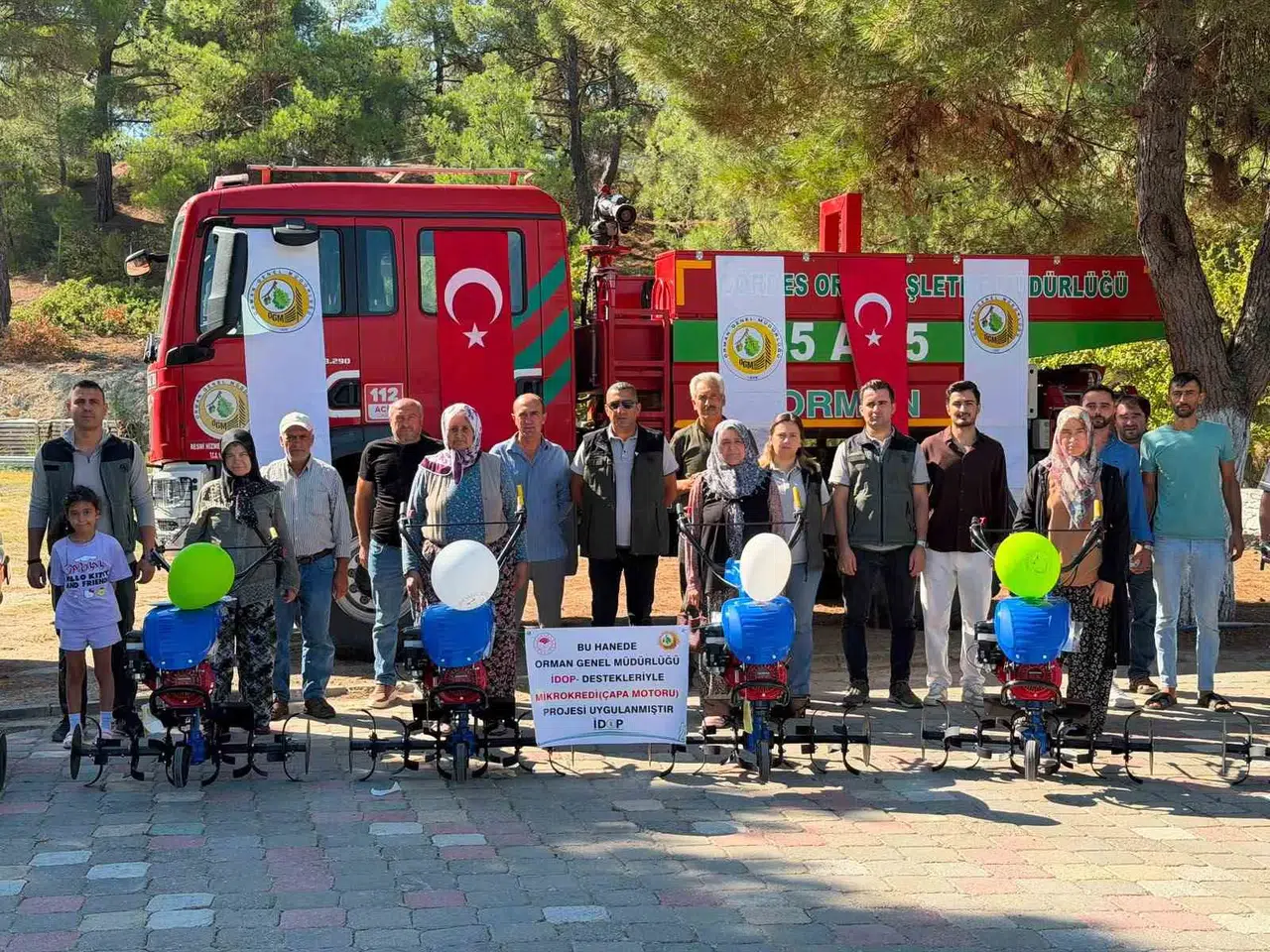 Gördes'te Kırsal Kalkınmaya Kadın Eli: 15 Haneye Tam Destekli Çapa Motoru