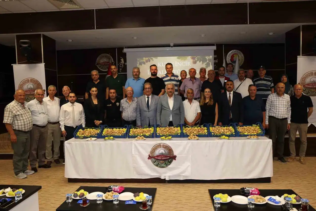 Söke’de incir bereketi: Sezonun ilk ürününe rekor fiyat