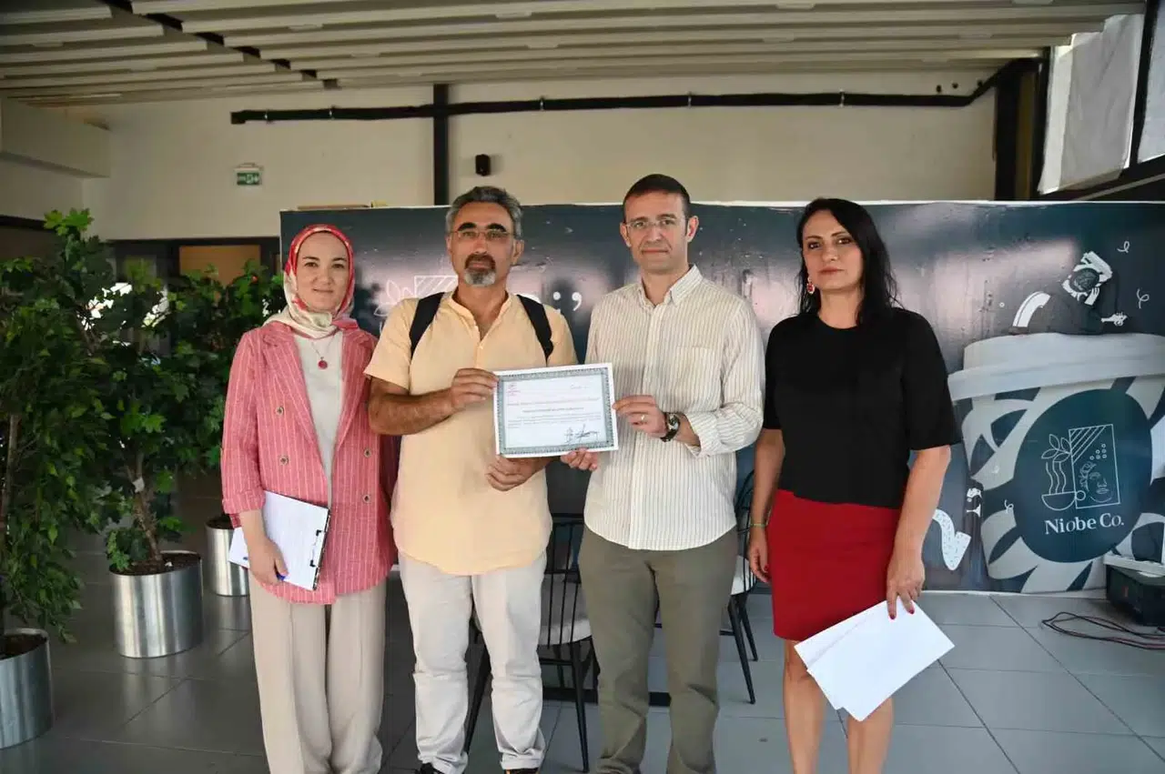 Manisa Büyükşehir Belediyesi’nden sağlıkta öncü hamle: Türkiye’ye örnek olacak sertifika