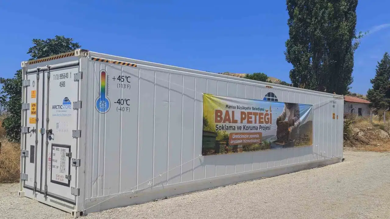 Arıcılıkta devrim niteliğinde adım: Petekler eksi 30 derecede güvence altında