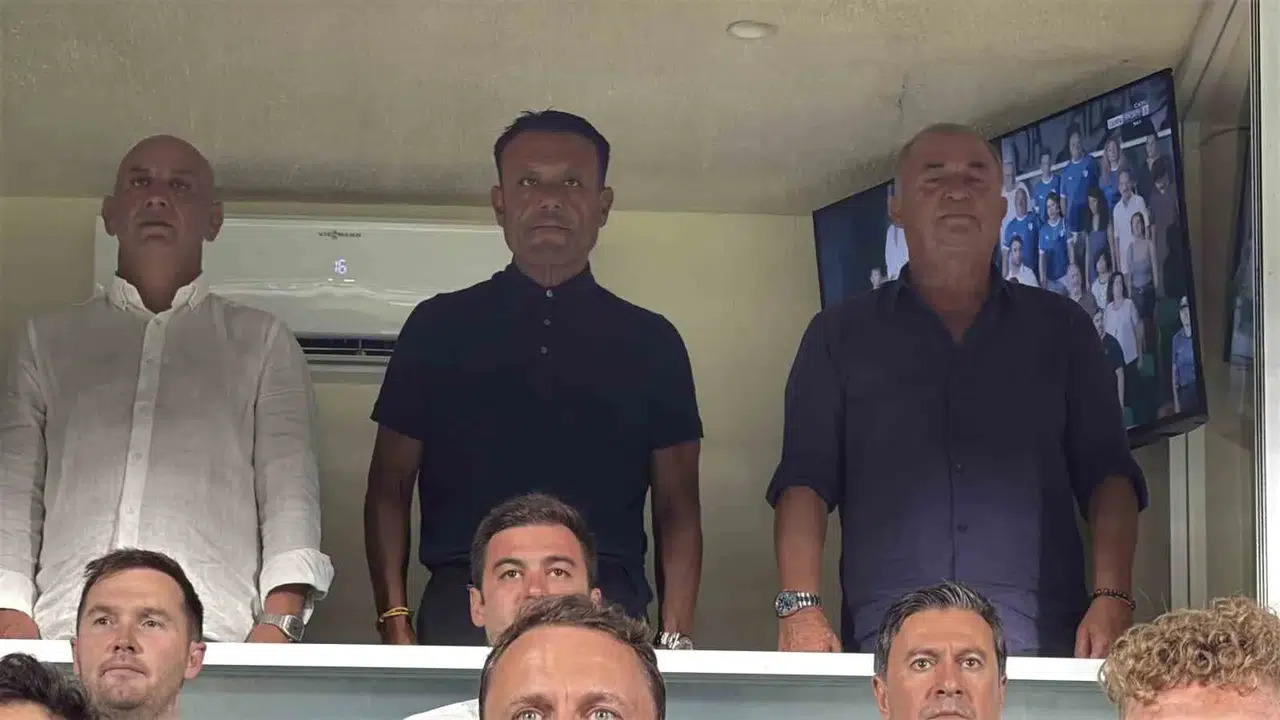 Bodrum'da Terim sürprizi: Efsane isim derbiyi protokolde izledi