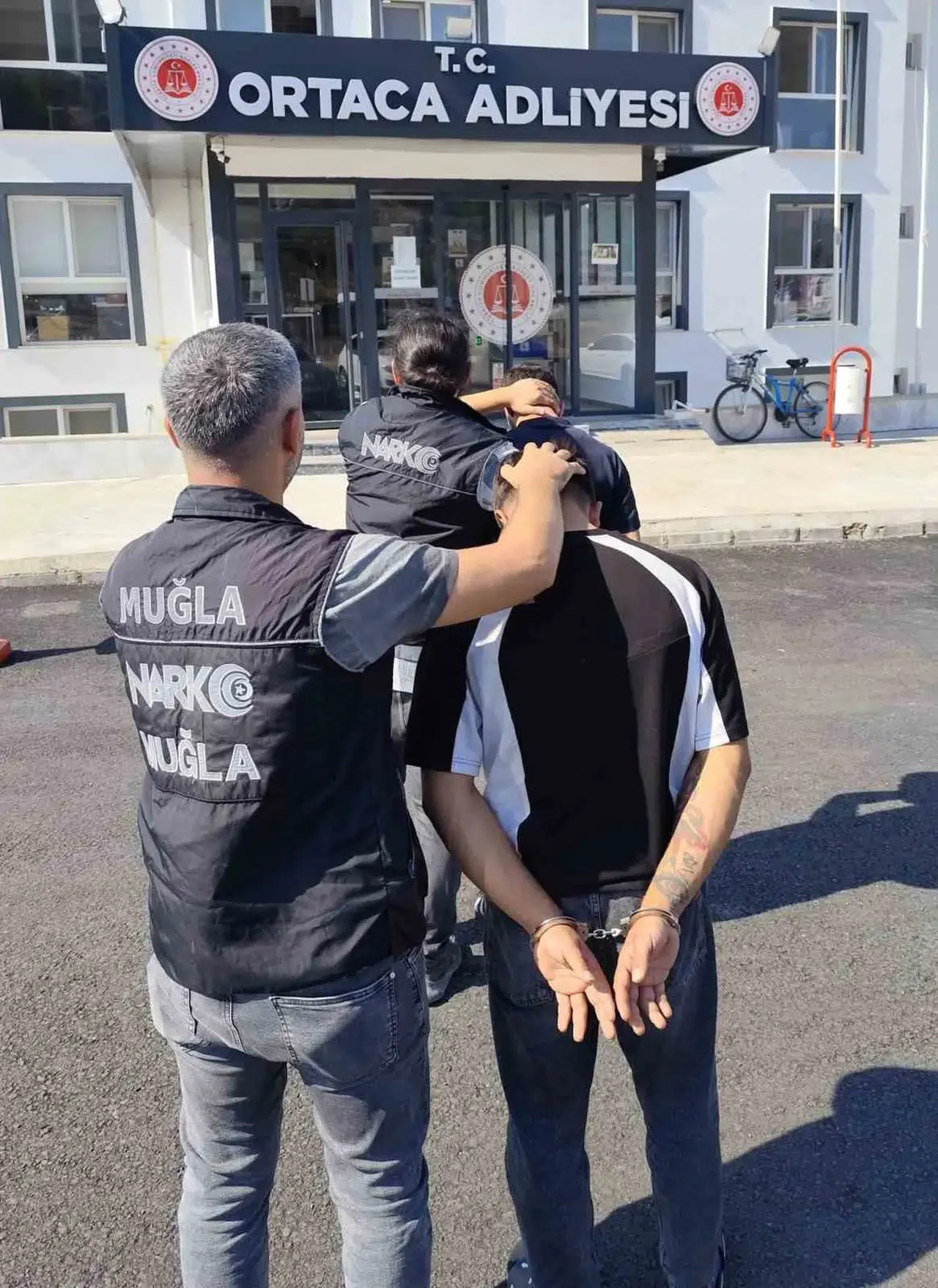 Otobüs yolculuğu zehirle bitti: Dalaman’da narkotik operasyonu