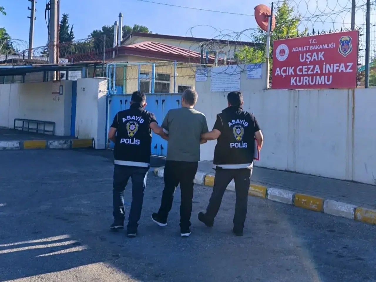 Uşak’ta Firari Hükümlü N.K., Polisin Adres Tespitiyle Yakalandı